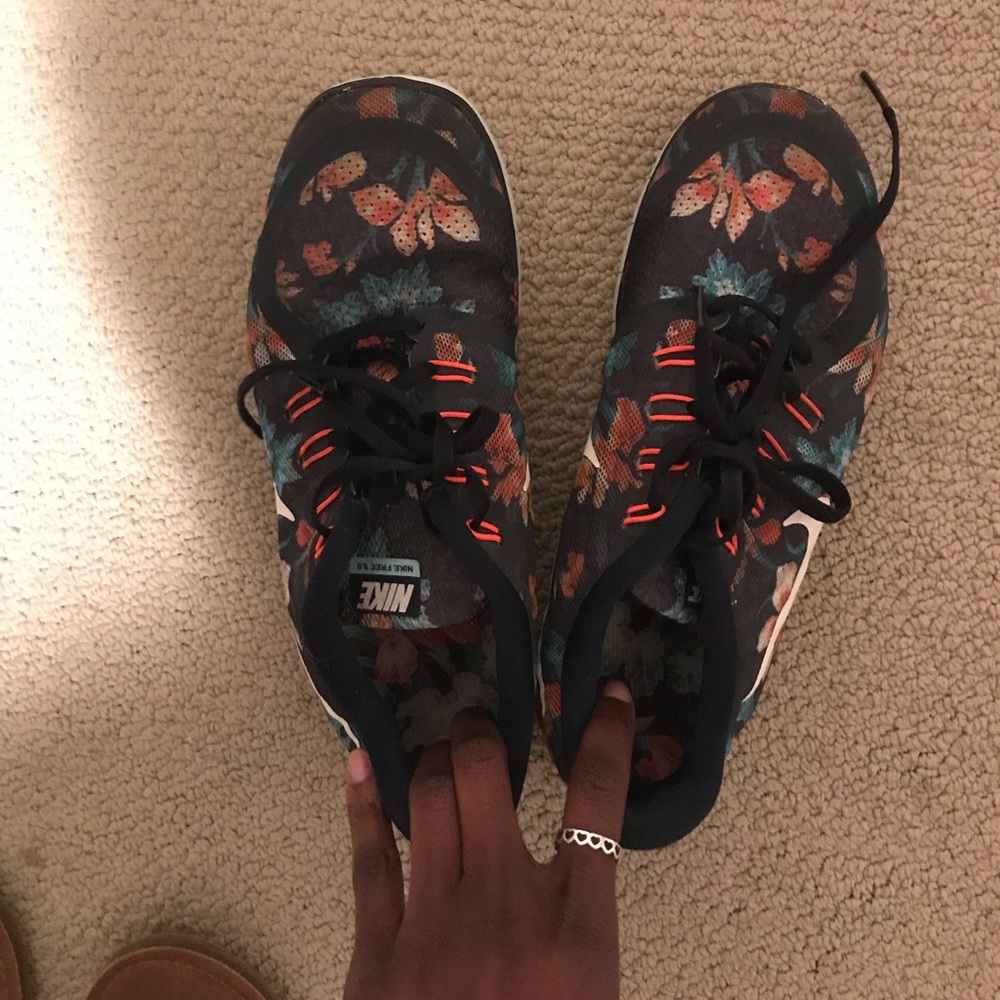 Floral Nike Free 5.0